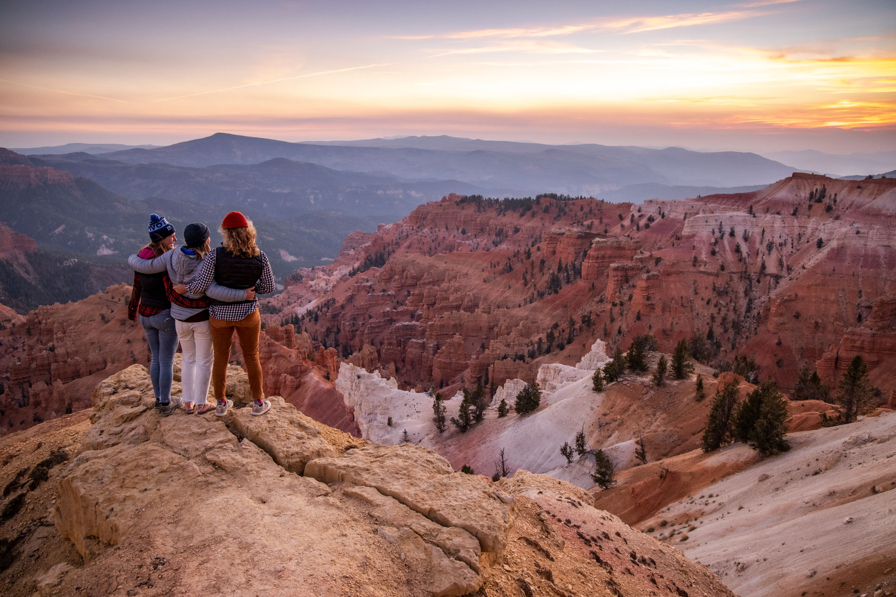 Aussichtsreiche Wandermomente in Utah, wie hier im Cedar Breaks National Monument © Utah Office of Tourism/ Jay Dash