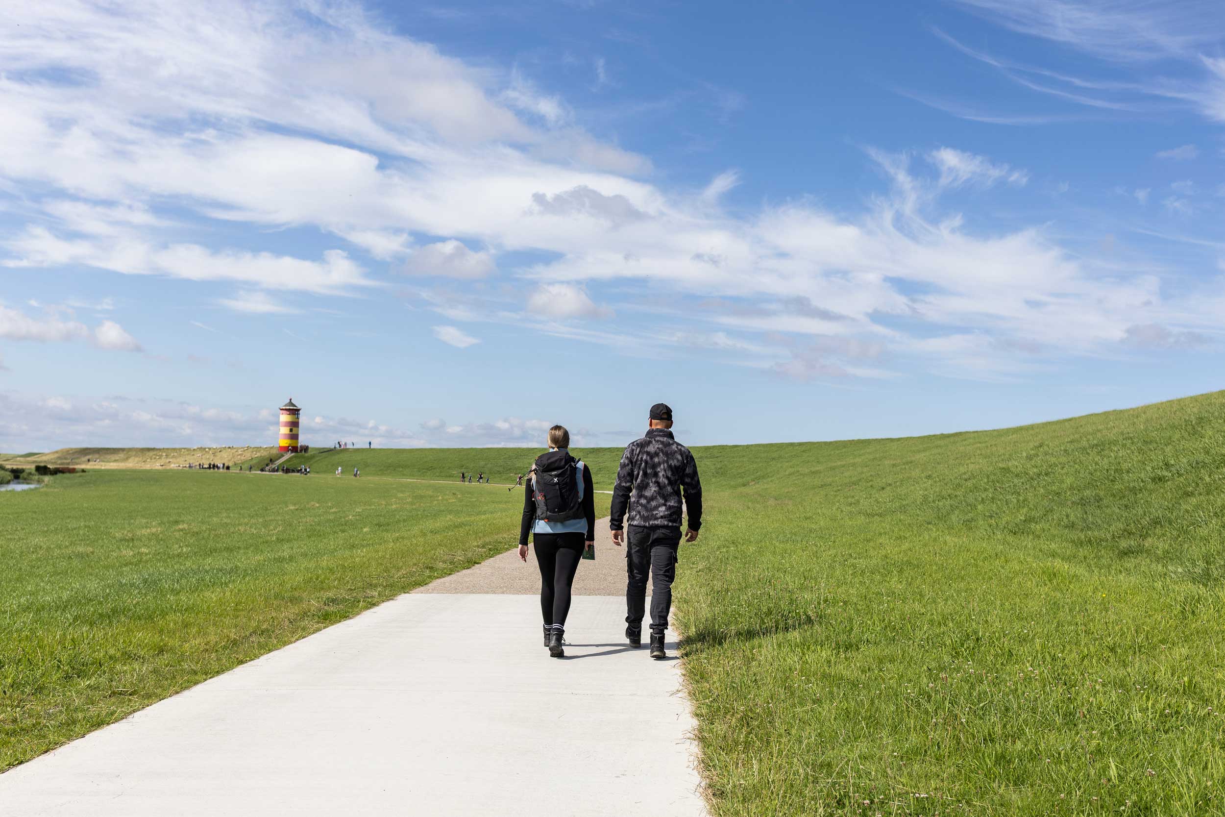 Durch die weite Landschaft an der Nordsee © Tourismus-Agentur Nordsee GmbH