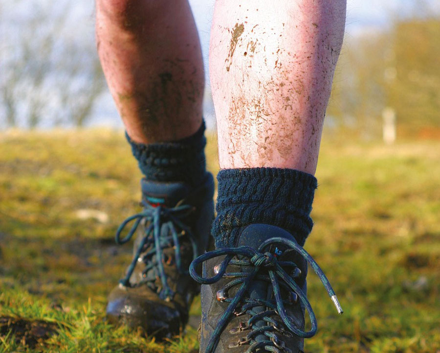 Unterstütze deinen Körper beim Wandern © pixabay