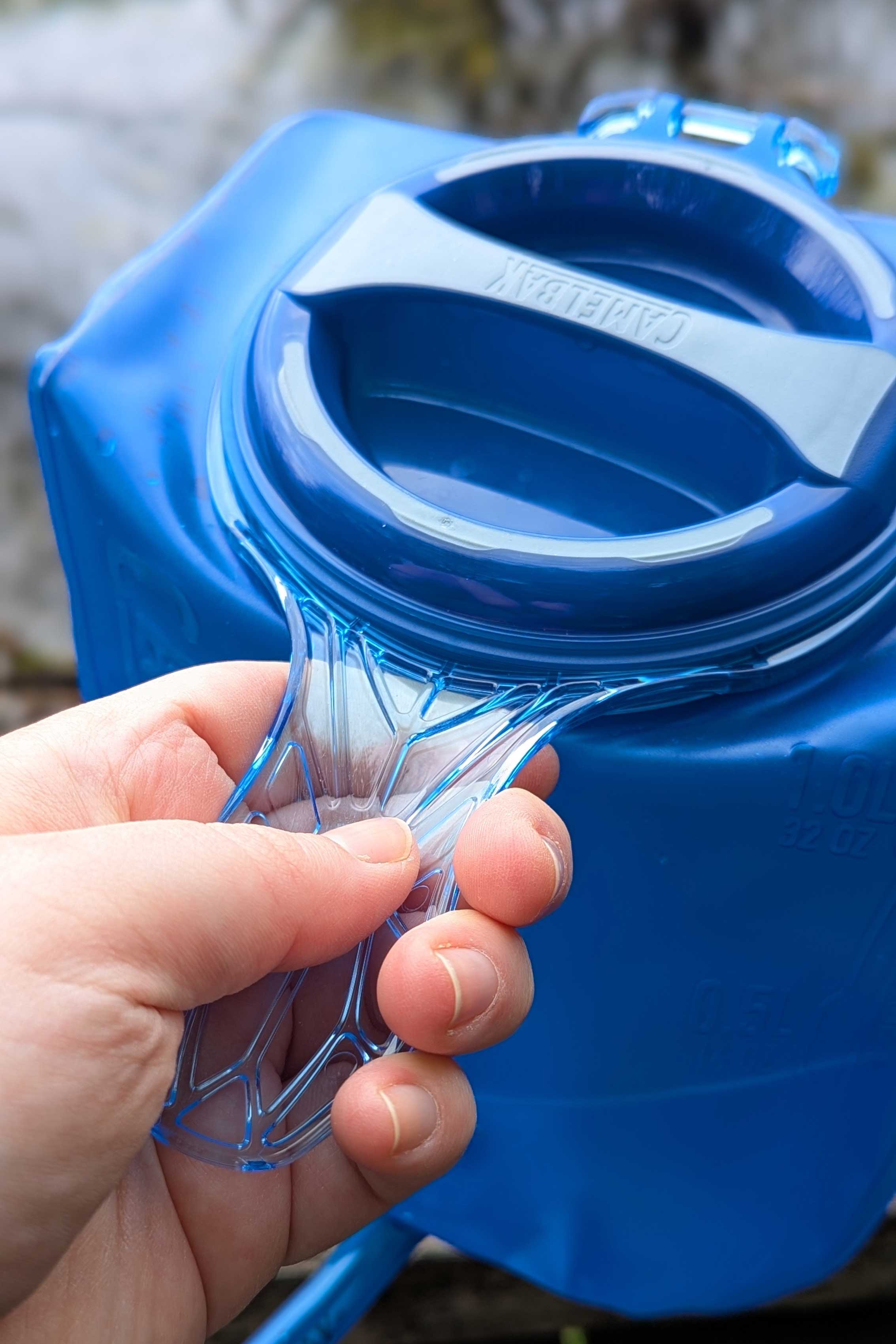 Detailansicht Griff an Trinkblasensystem