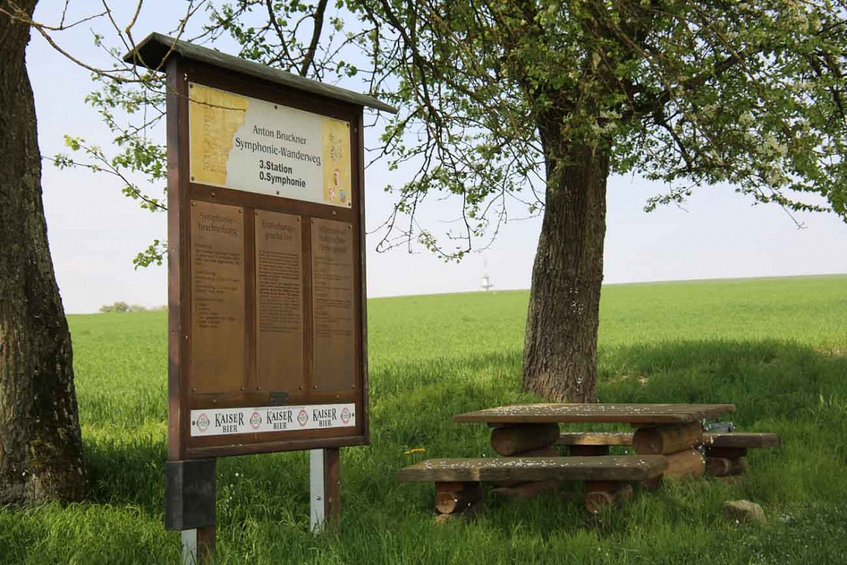 Info-Tafel am Sinfoniewanderweg © Ing. Otmar Hamberger