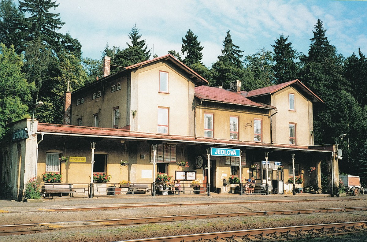 Bahnhof Jedlová im Lausitzer Gebirge.
