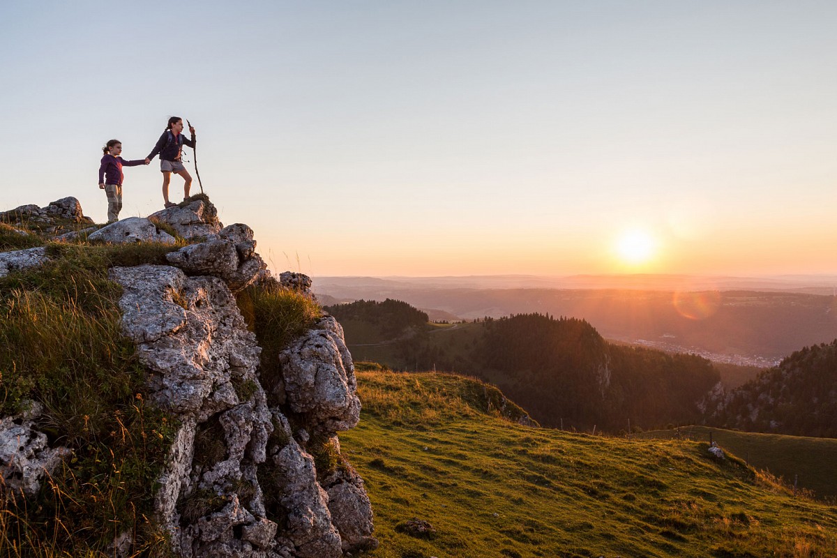 Der 1.606 m hohe Gipfel des Chasseral ist das Wahrzeichen des
Grand Chasseral und ein beliebtes Wanderziel
© Reto Duriet