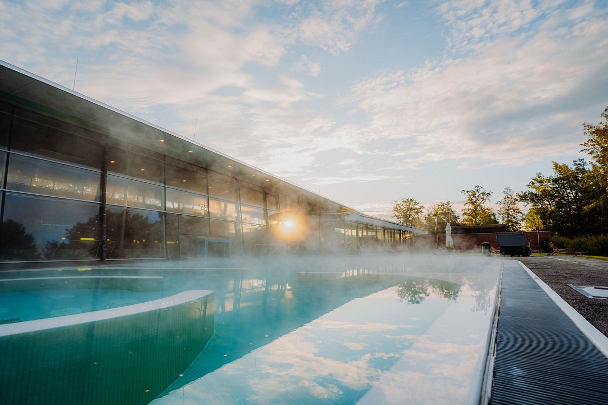 Außenbecken der Spreewald Therme in Burg © Spreewald Therme GmbH