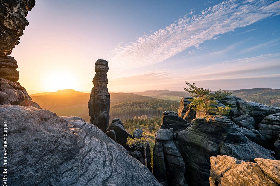 Felsnadeln im Sonnenuntergang