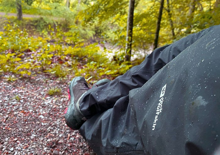 Regenhose für nasse Wandertouren