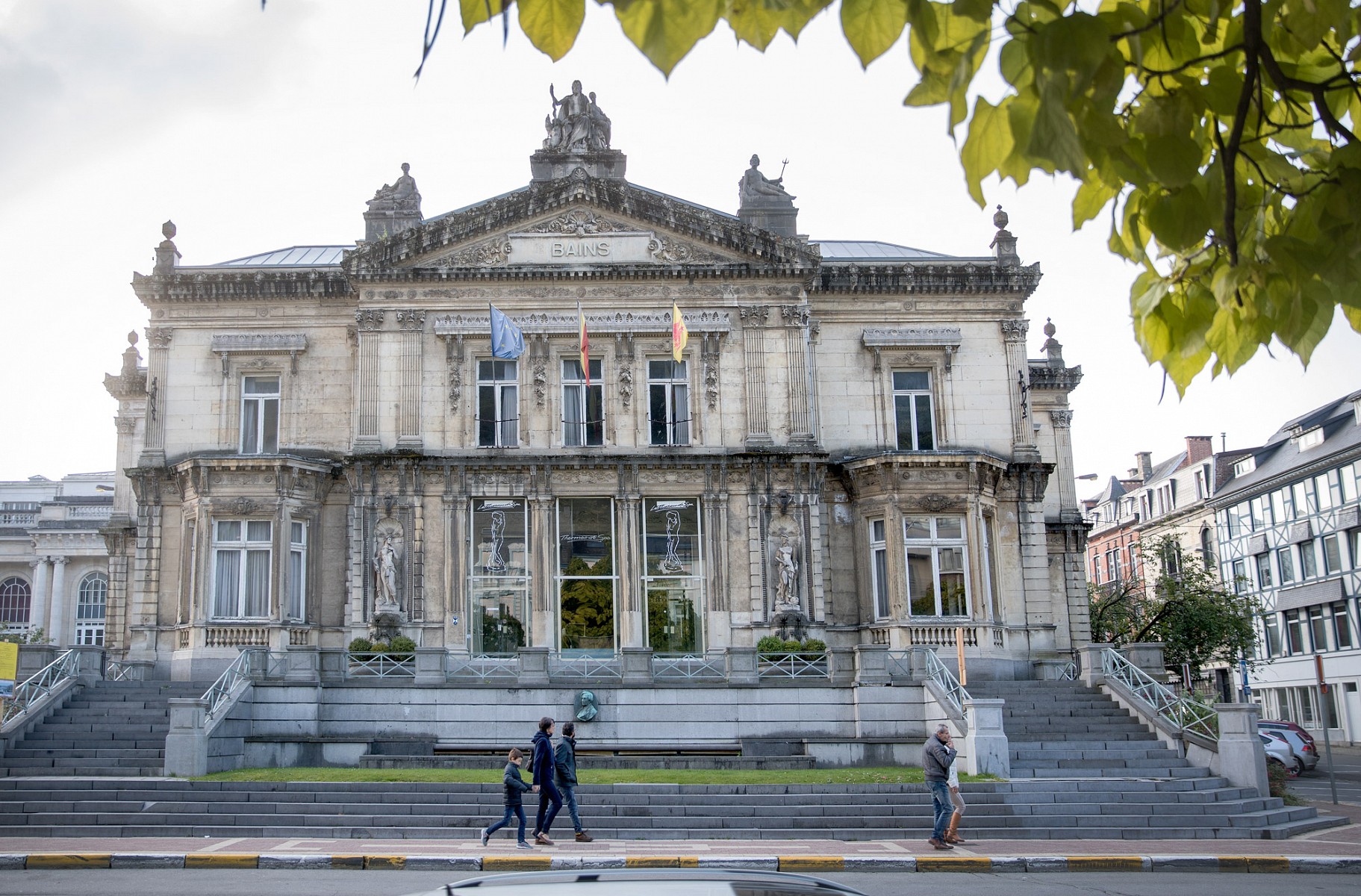 pIn-Spa-findet-man-viele-Spuren-einer-mondaumlnen-Kurstadt-von-europaumlischem-Rang-Bereits-Zar-Peter-der-Groszlige-trank-im-18-Jhd-von-den-Heilquellen-und-weilte-in-einem-der-Badehaumlusernbspcopy-WBT-David-Samynp