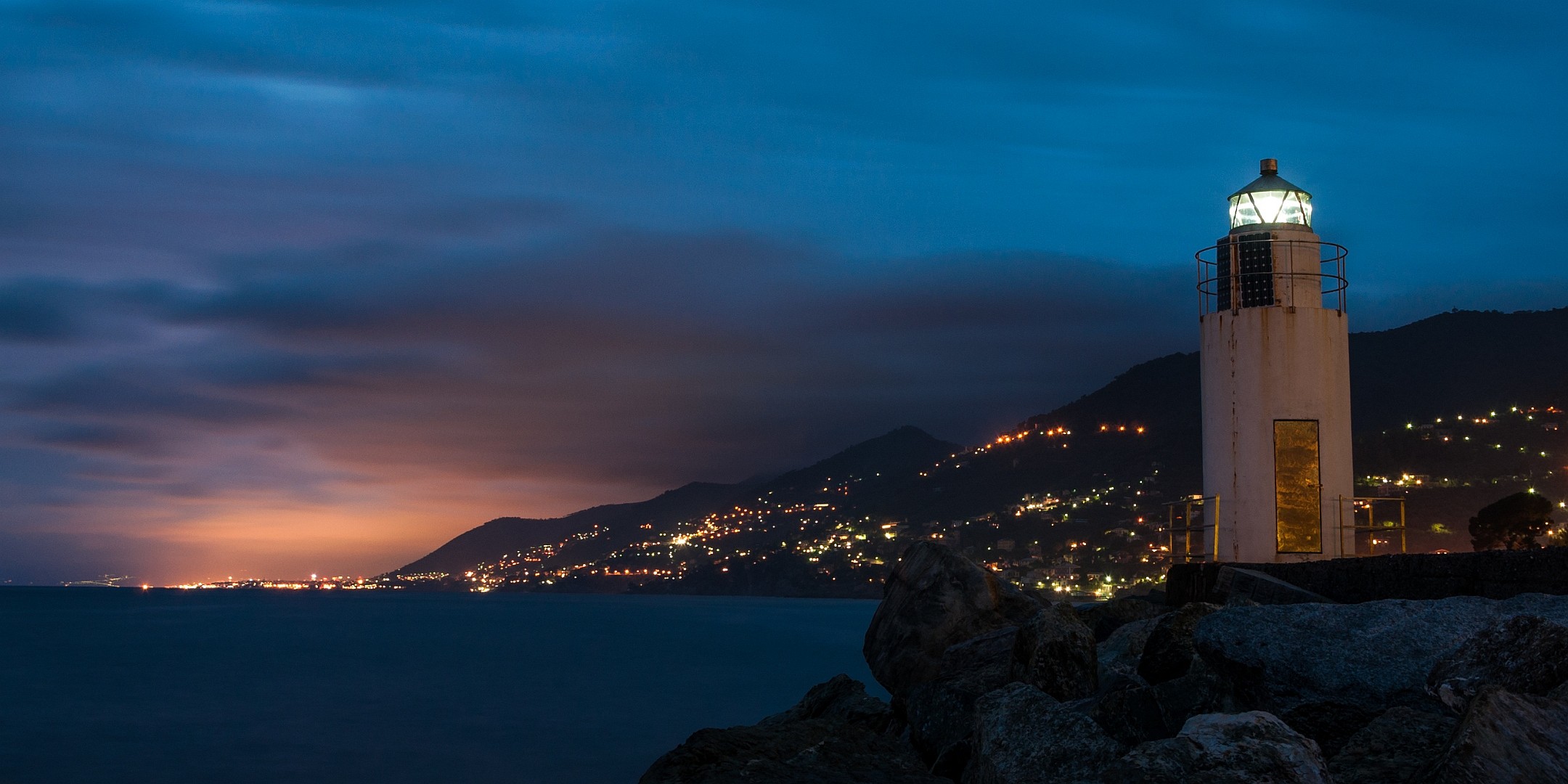 pbdquoGenoa-Glowingldquo-E1-in-Italienbr-Jonas-Beckbr-Nominiert-in-der-Kategorie-emKultur-amp-Landschaftemp